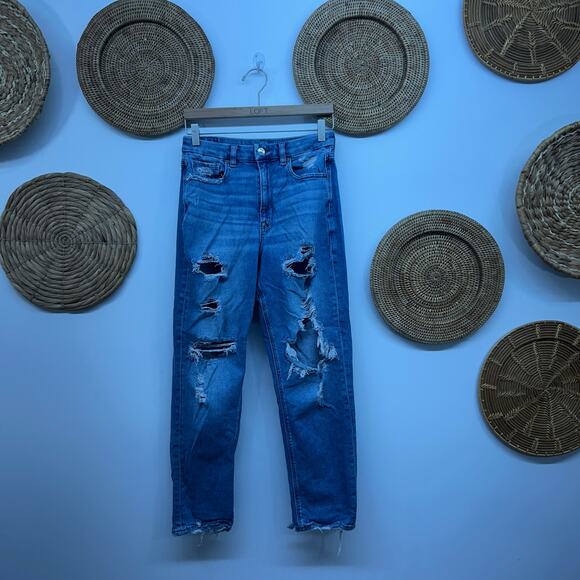 AE American Eagle Distressed High Waist High Rise Curvy Mom Jean 6 - Picture 1 of 5